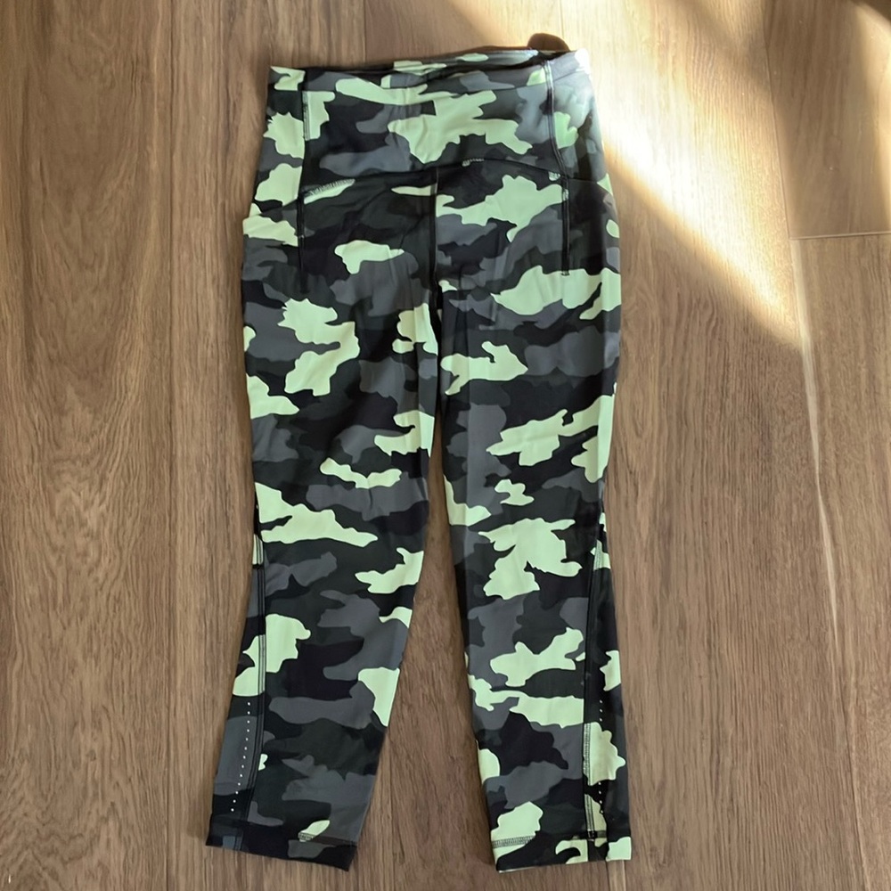Lululemon leggings- size 4